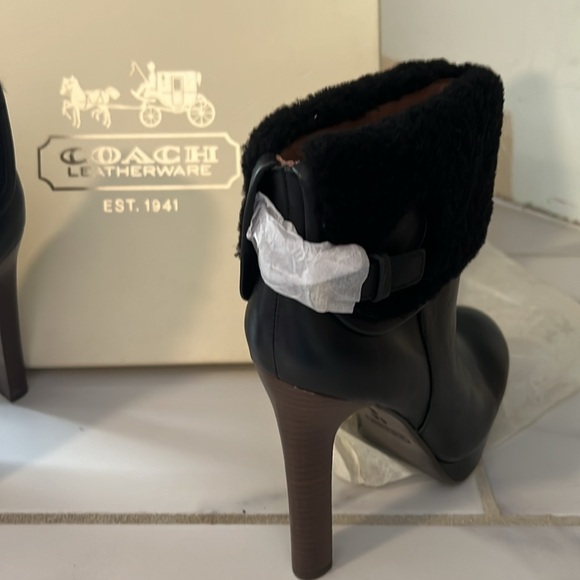 Coach Boots Brand New - Picture 2 of 5